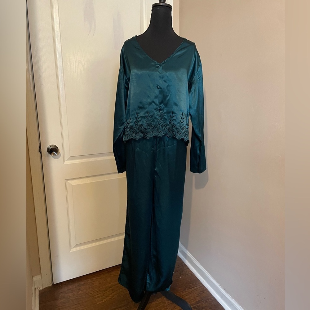 Victoria’s Secret VTG 90s Gold Label 2 Pc Green Satin Pajama Set Womens S